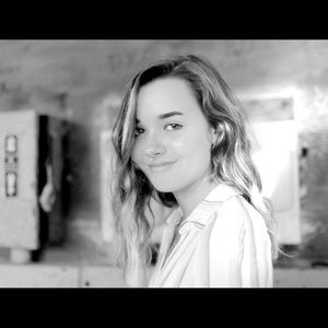 Meet your Posher, Bella